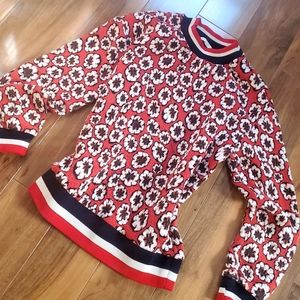 H&M Emroidered Pattern Sweater - Size 2 (EUC)